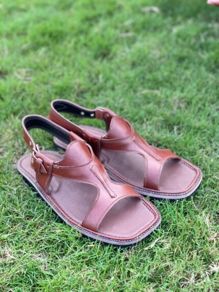 Men’s Traditional BROWN Panjedar Leather Chappal by Adil Wahab